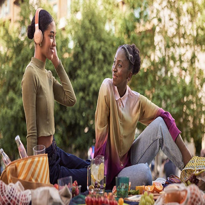 JBL Live 670NC, Wireless On-Ear Headphones with True Adaptive Noise Cancelling